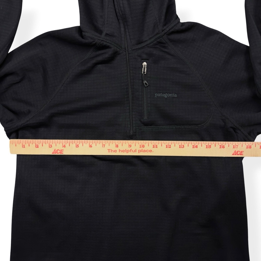 Patagonia R1 Hoody Jacket Womens L Black Grid Fleece Pullover Balaclava Polartec - Picture 10 of 13